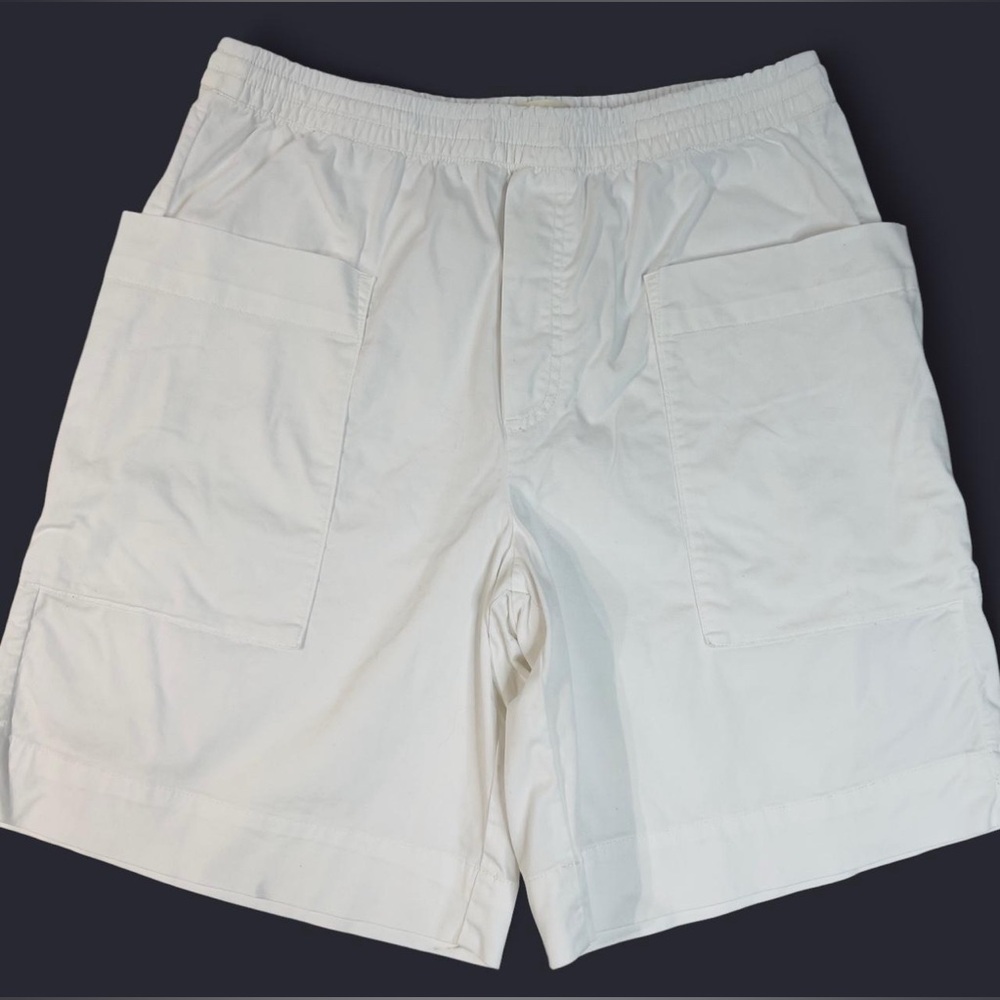 Everlane Men's White
Elastic Cotton Twill Shorts, Size M